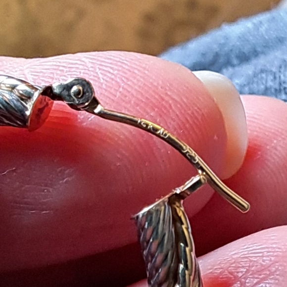 14kt Yellow Gold Sterling Silver Allison Daniel 1" Hoop Earrings - Picture 10 of 11